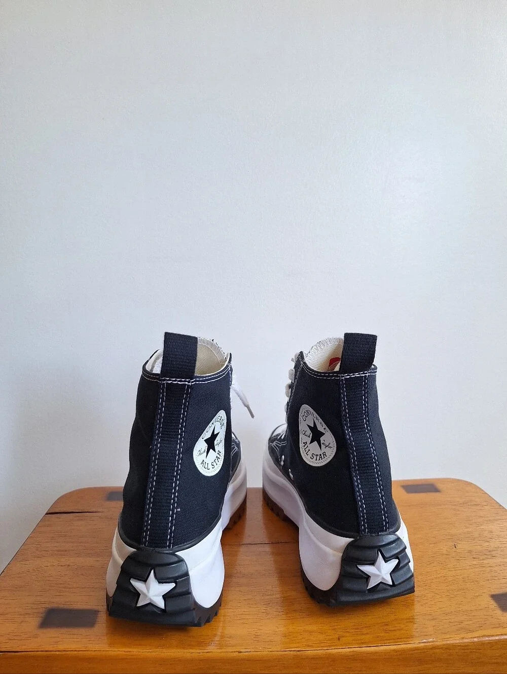Converse high top
